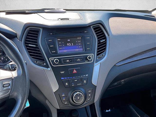 Used 2017 Hyundai Santa Fe Sport image 6