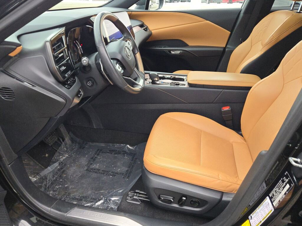 Used 2023 Lexus RX 350 Premium w/ Accessory Package (Z1) image 24