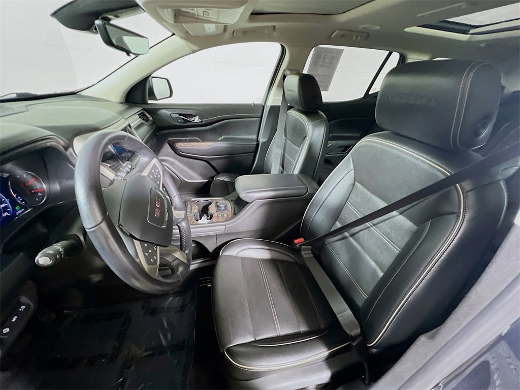 Used 2021 GMC Acadia Denali w/ Denali Ultimate Package image 19