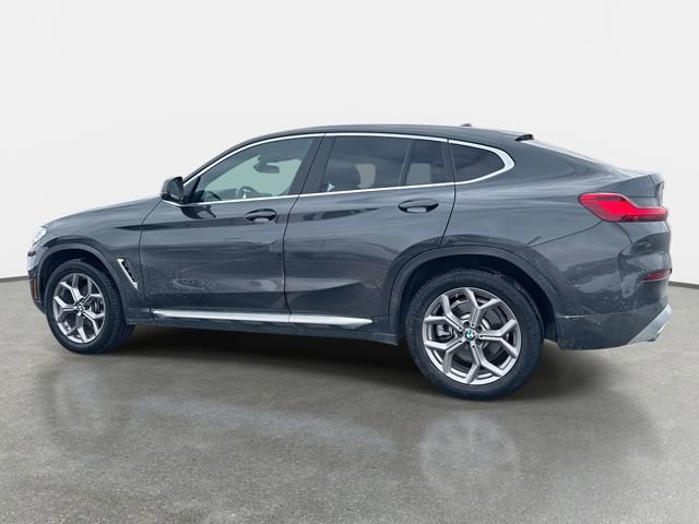 Used 2023 BMW X4 xDrive30i w/ Premium Package image 3