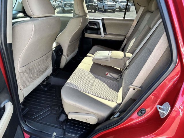 Used 2018 Toyota 4Runner SR5 AWD/4WD image 16