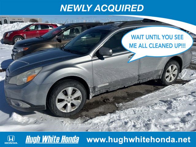 Used 2011 Subaru Outback 3.6R Limited w/ PWR Moonroof Pkg