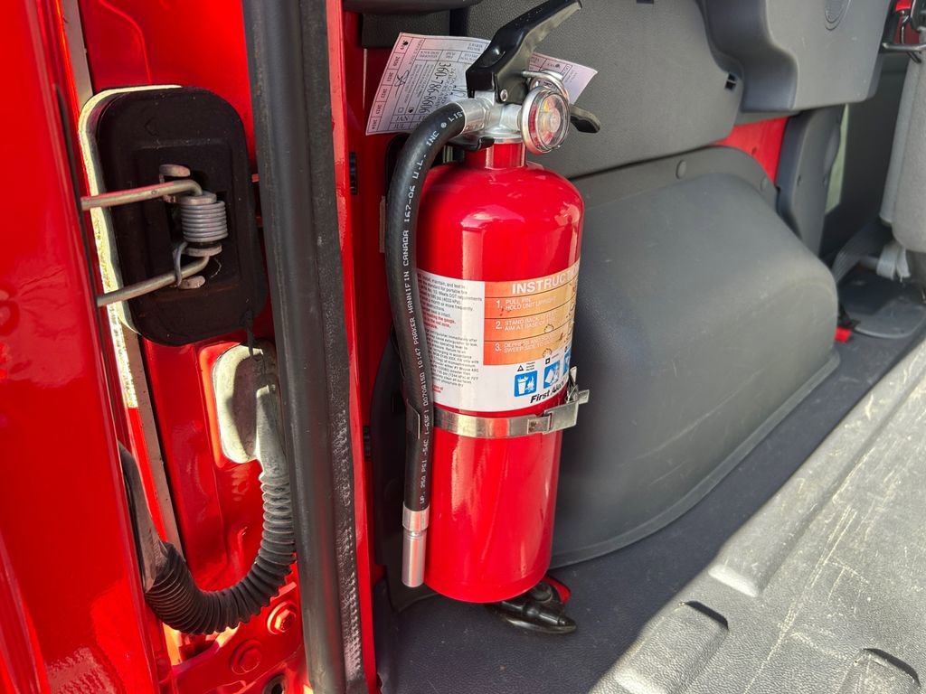 Used 2011 Ford Transit Connect XLT Premium image 35