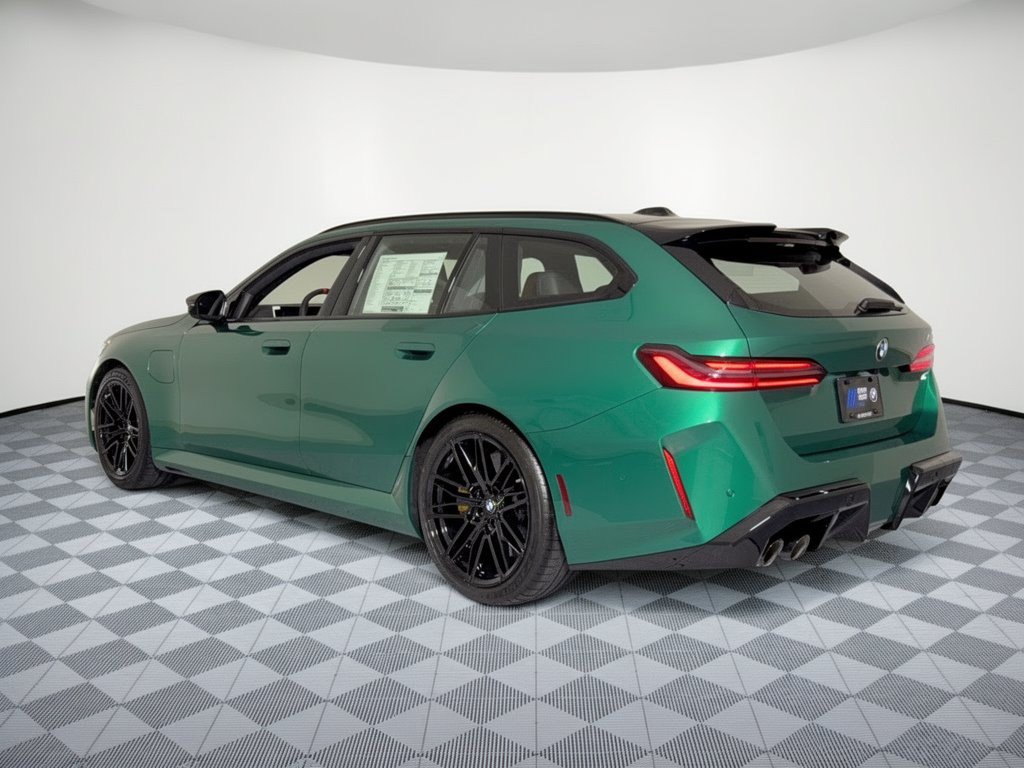 New 2027 BMW M5 Touring AWD/4WD image 3