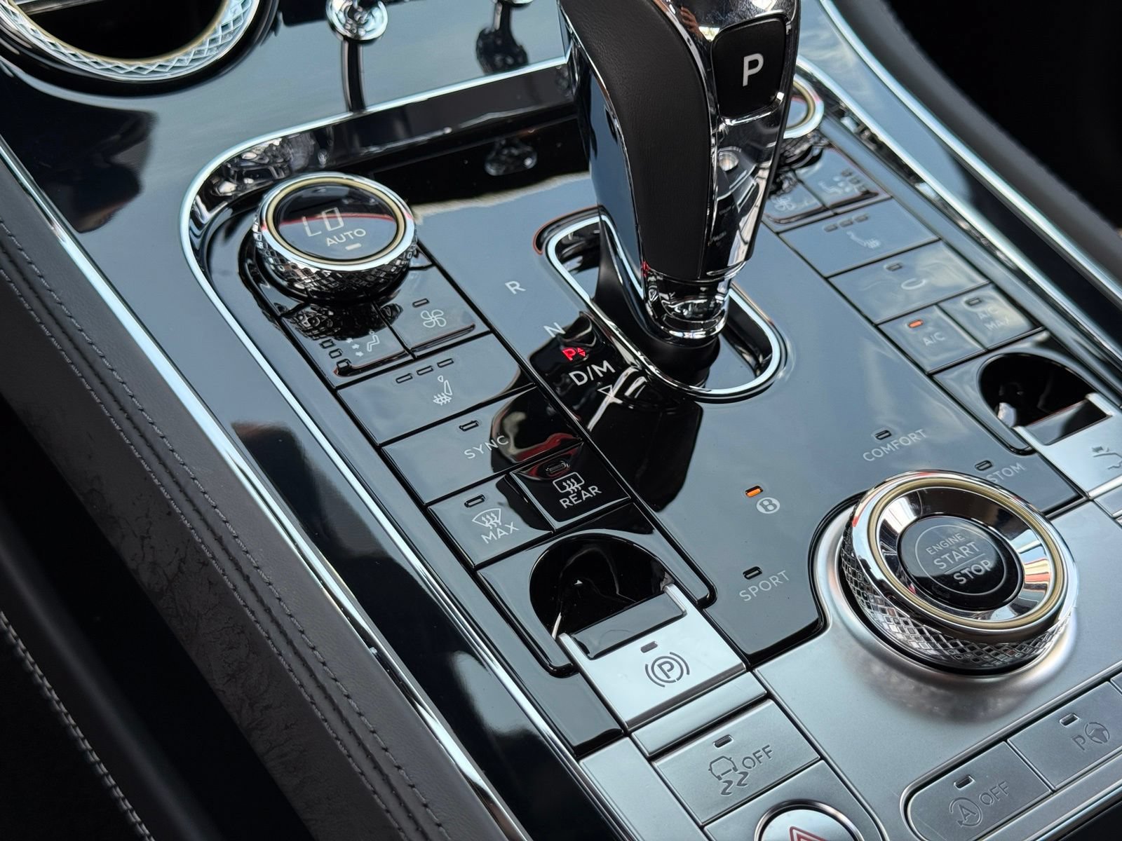 Used 2020 Bentley Continental GT AWD/4WD image 26