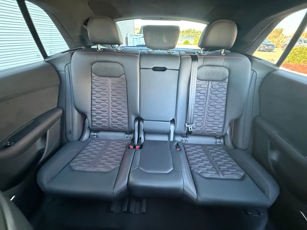 Used 2024 Audi RS Q8 w/ Black Optic Package image 13