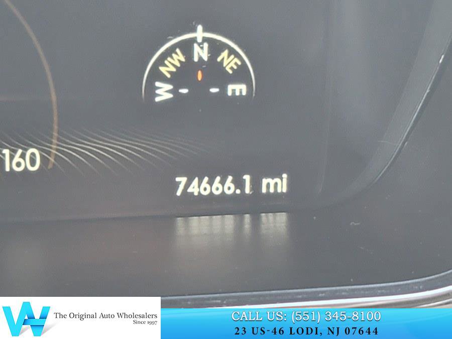 Used 2017 Lincoln Continental Select image 25