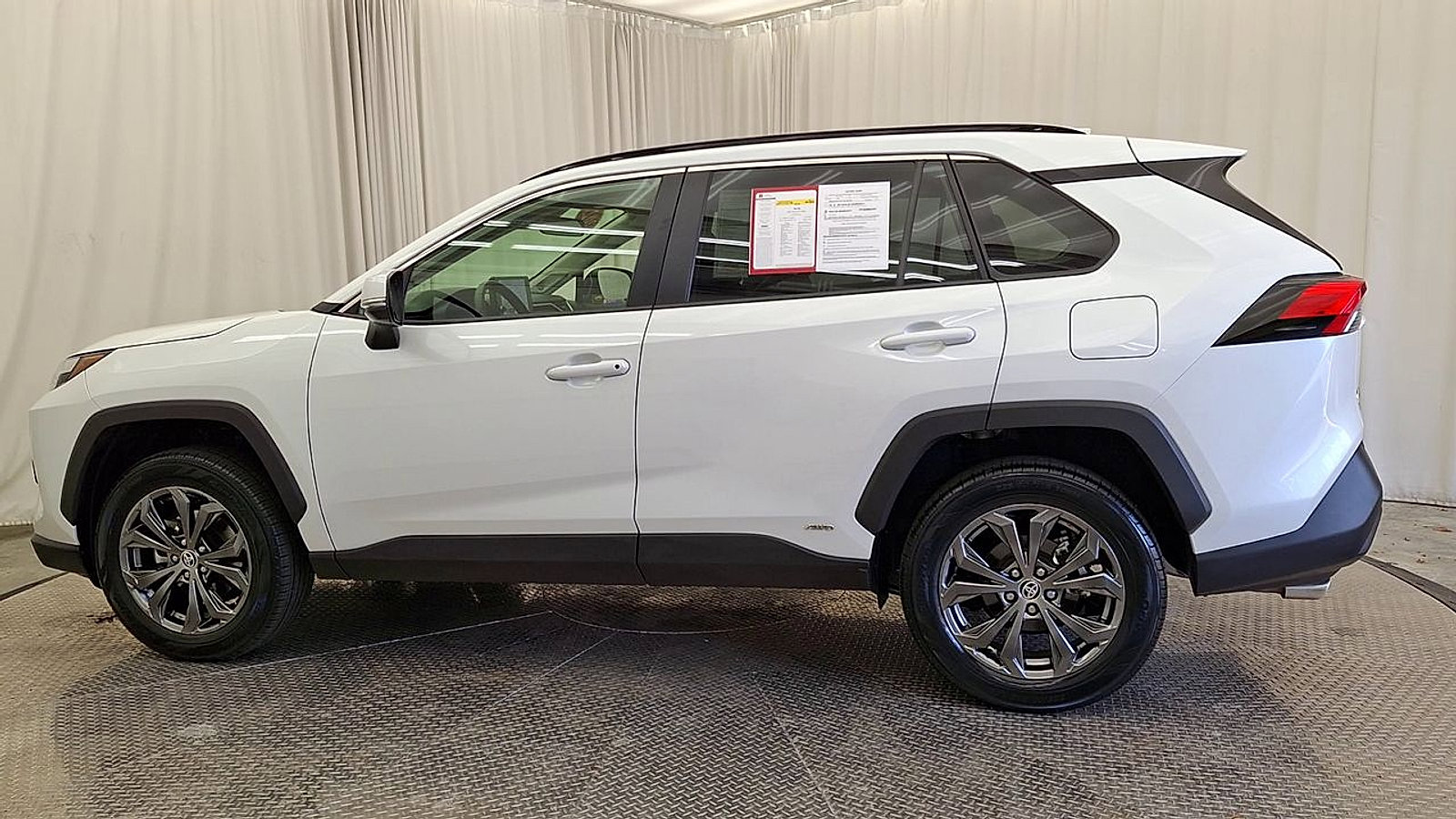 Certified 2023 Toyota RAV4 XLE Premium image 8
