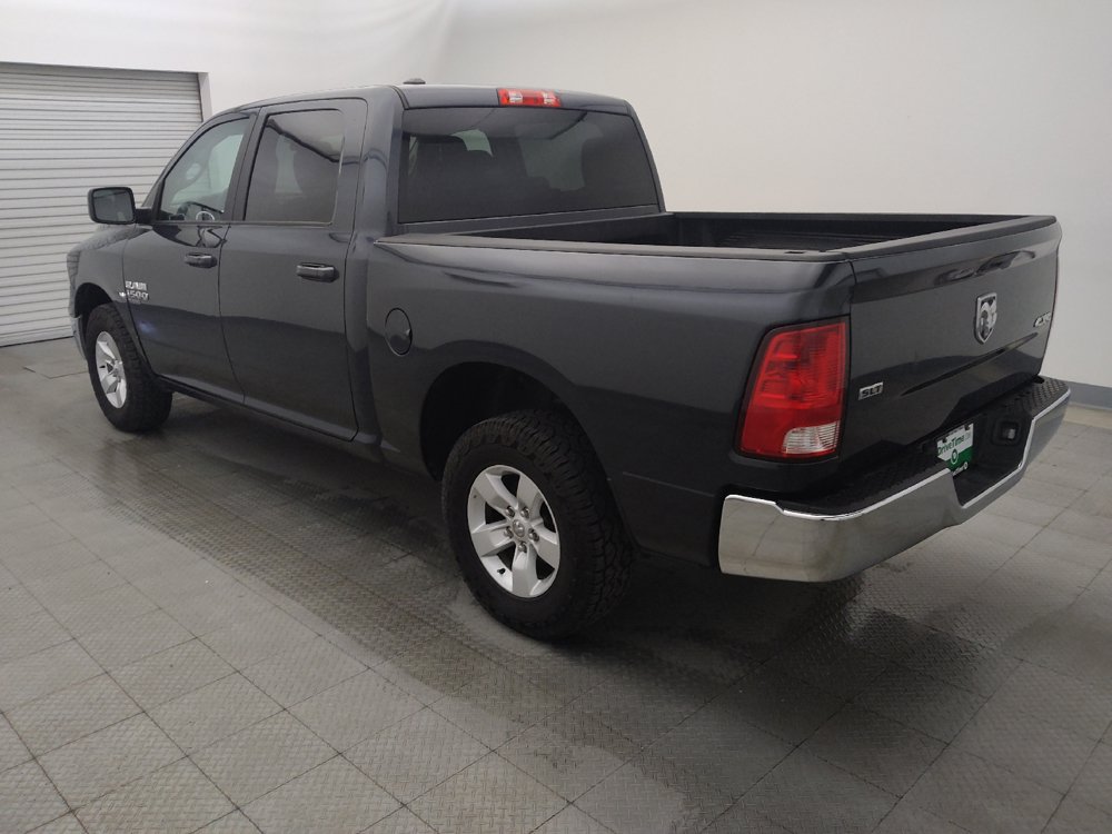 Used 2021 RAM 1500 Classic SLT AWD/4WD image 3
