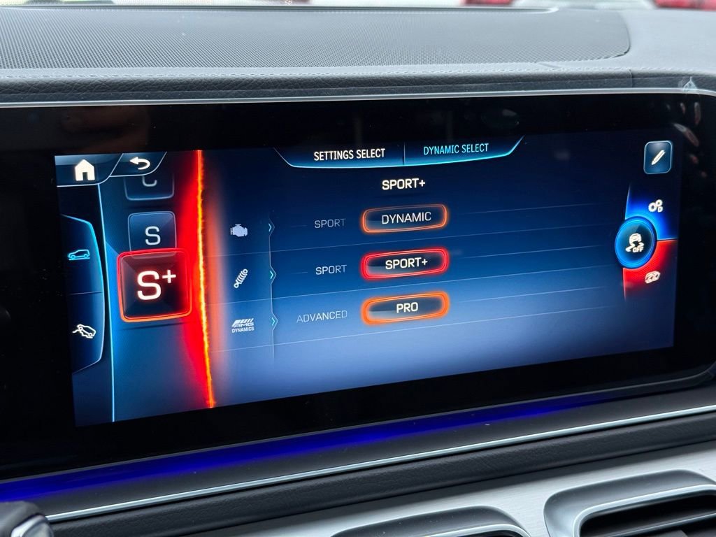 New 2026 Mercedes-Benz GLE 53 AMG 4MATIC Coupe image 7