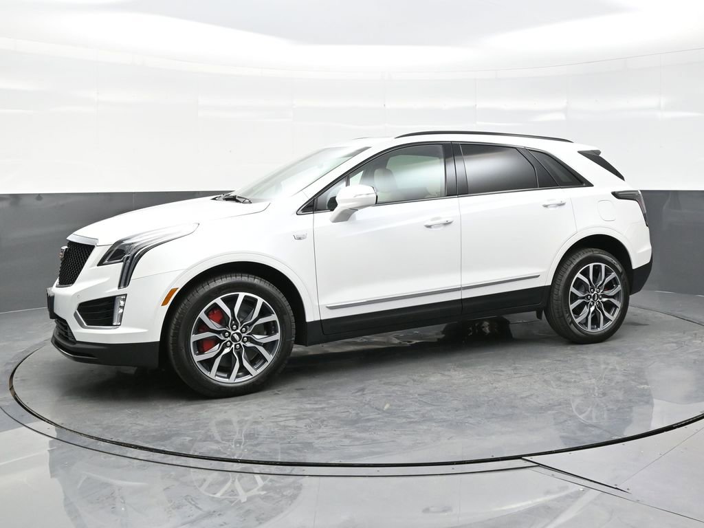 New 2025 Cadillac XT5 Sportv w/ LPO, Floor Liner Package image 3