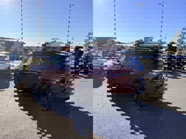 Used 2022 Jeep Grand Cherokee L Laredo image 6