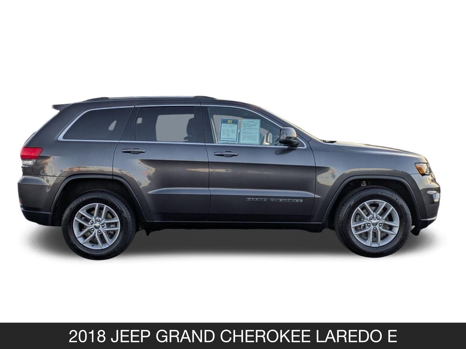 Used 2018 Jeep Grand Cherokee Laredo image 6