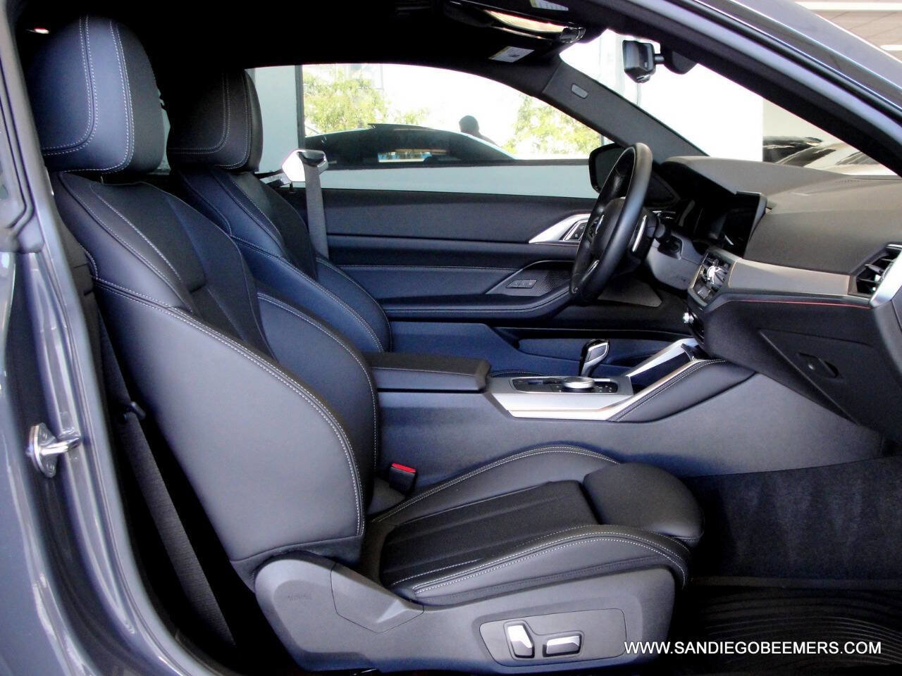 Used 2023 BMW M440i Coupe w/ Premium Package RWD image 35