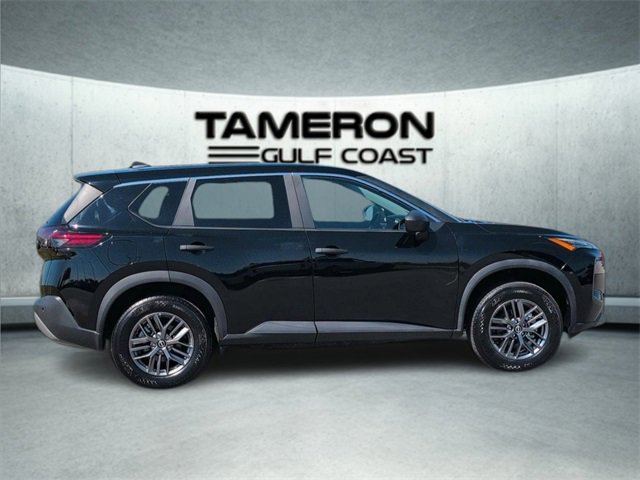 Used 2023 Nissan Rogue S image 6