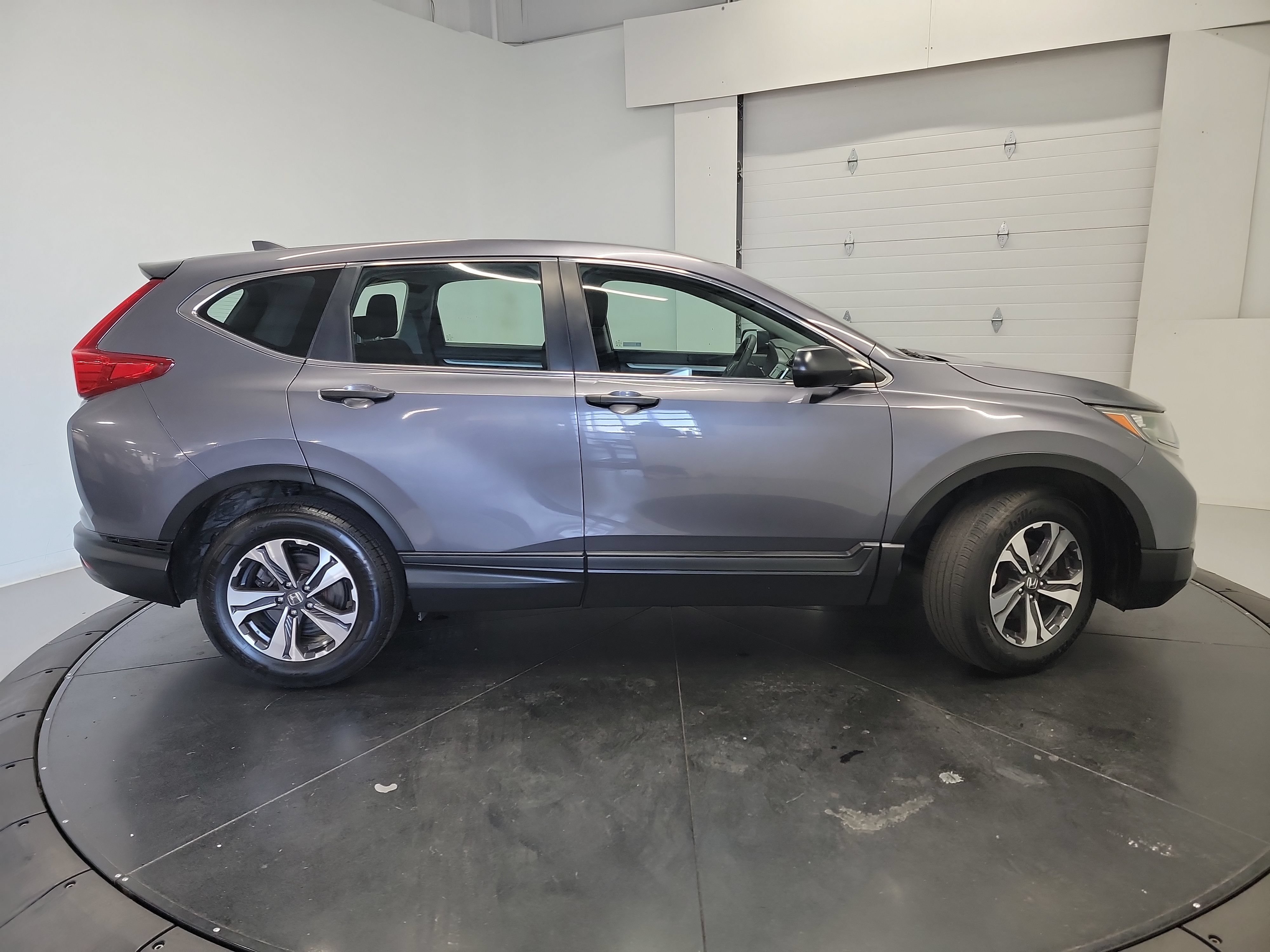 Used 2019 Honda CR-V LX image 11