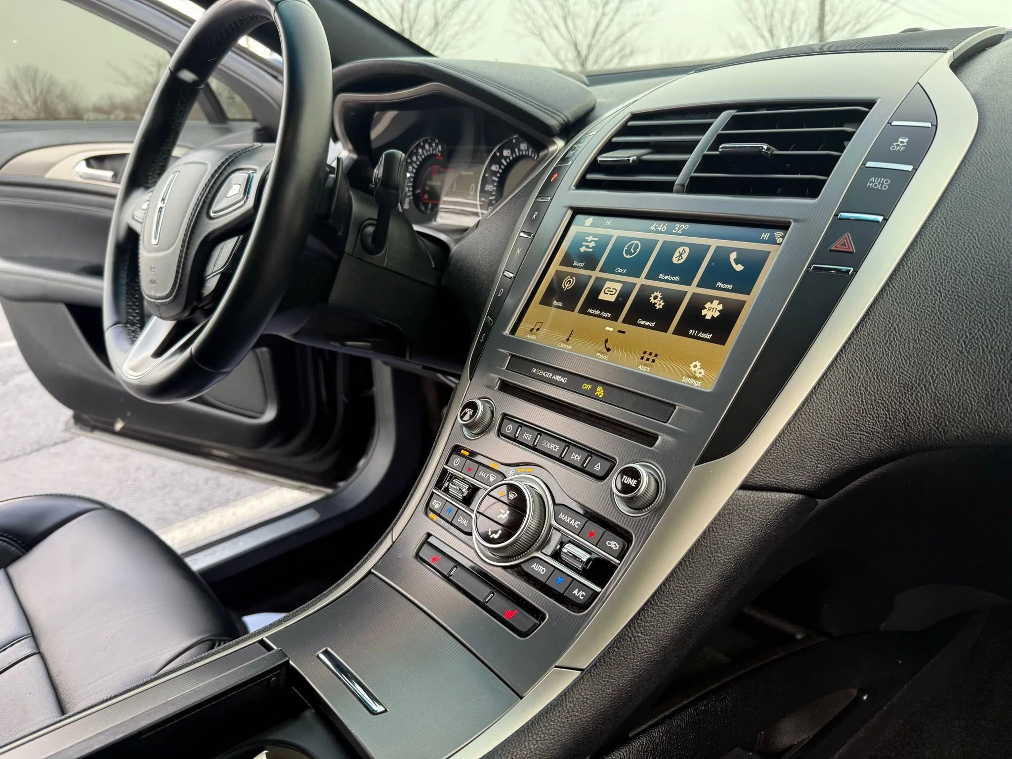 Used 2018 Lincoln MKZ Premiere image 23