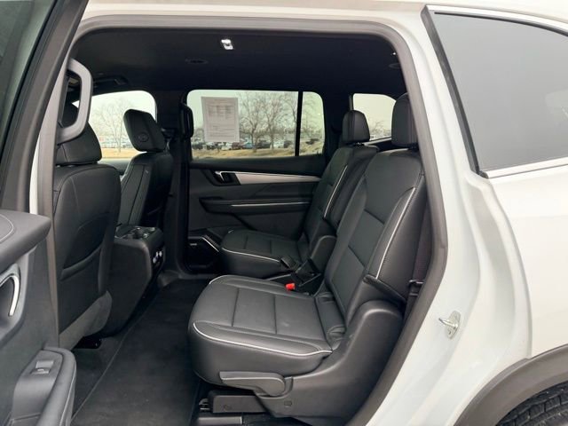 Certified 2025 Buick Enclave Preferred image 8