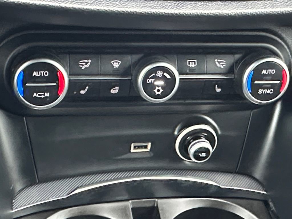 Used 2018 Alfa Romeo Stelvio Ti Sport image 15