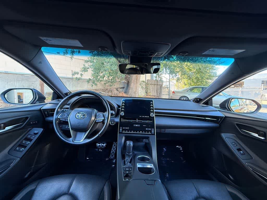 Used 2019 Toyota Avalon Touring FWD image 10