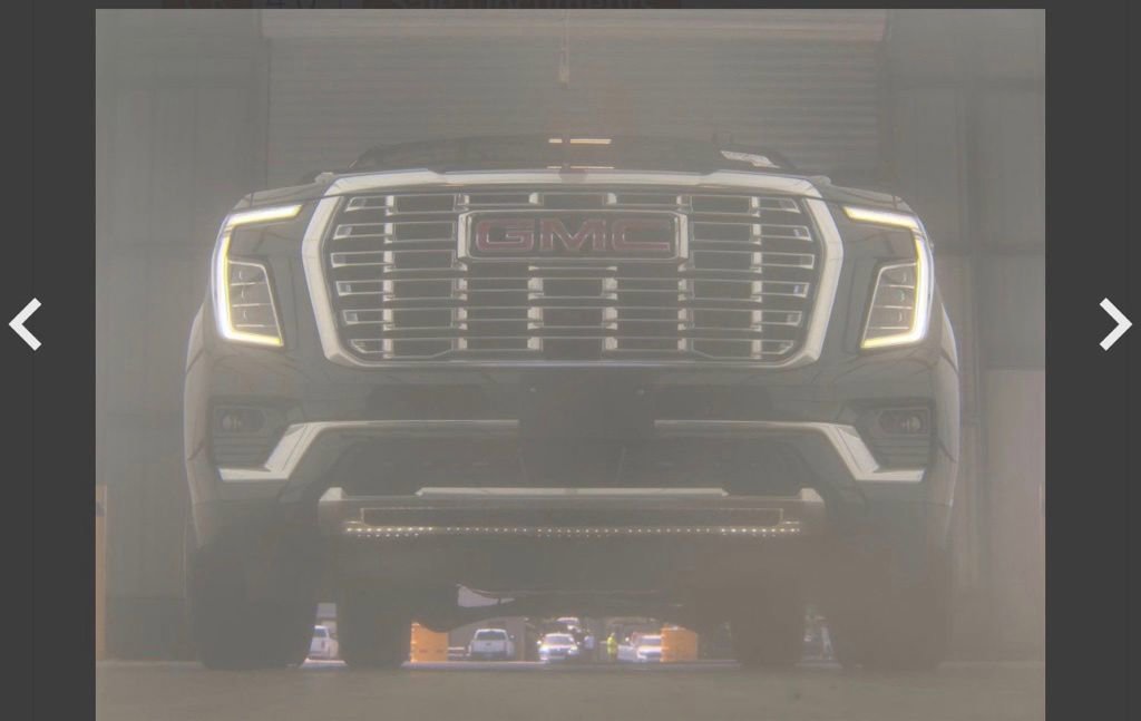 Used 2025 GMC Yukon XL Denali AWD/4WD image 10