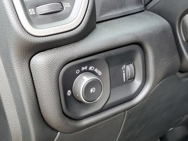 Used 2024 RAM 3500 Tradesman AWD/4WD image 10