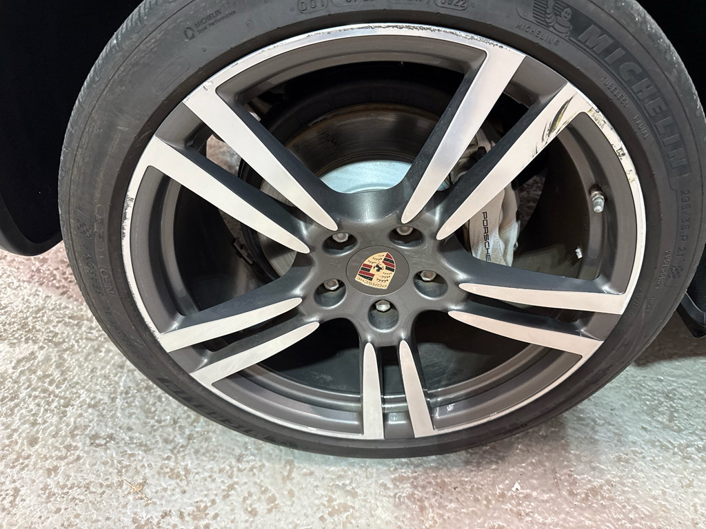 Used 2012 Porsche Cayenne S AWD/4WD image 35