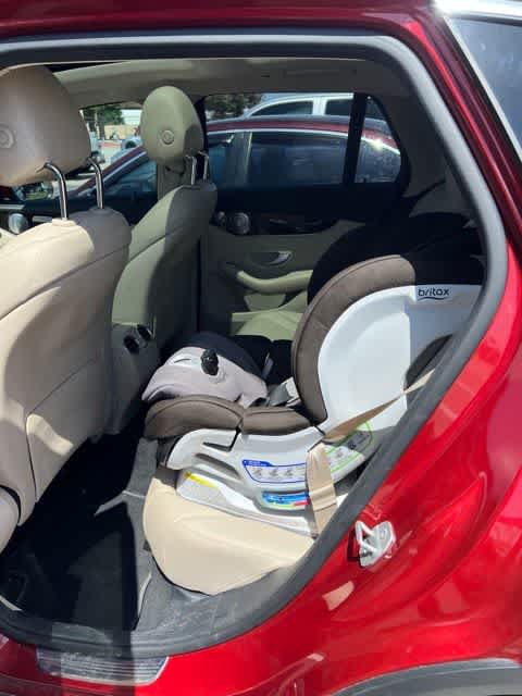 Used 2016 Mercedes-Benz GLC 300 image 4