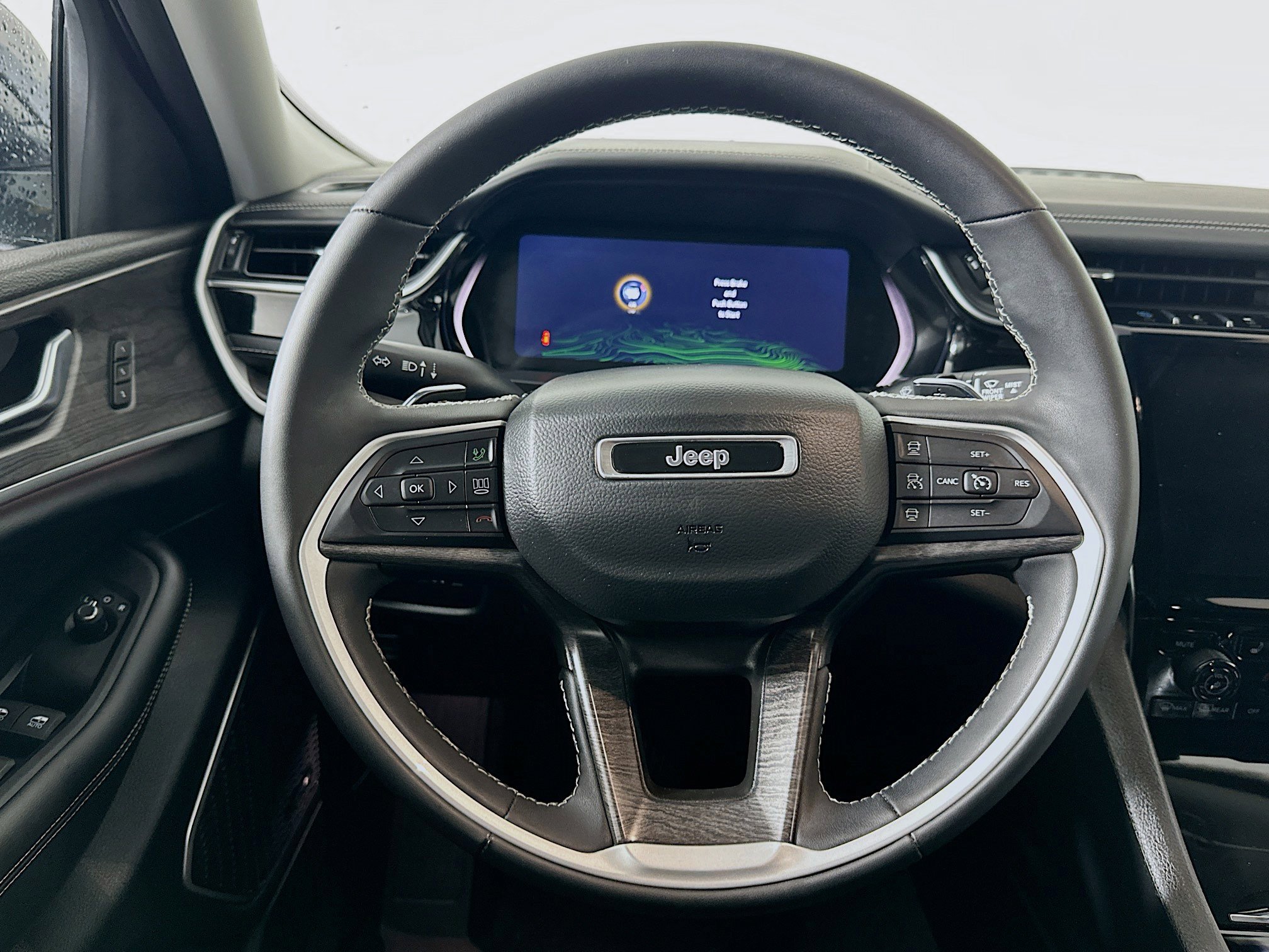 Used 2022 Jeep Grand Cherokee Limited 4xe w/ Luxury Tech Group II image 18