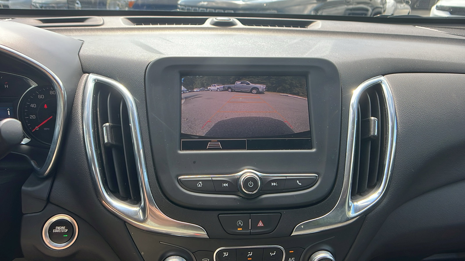 Used 2024 Chevrolet Equinox LT AWD/4WD image 34