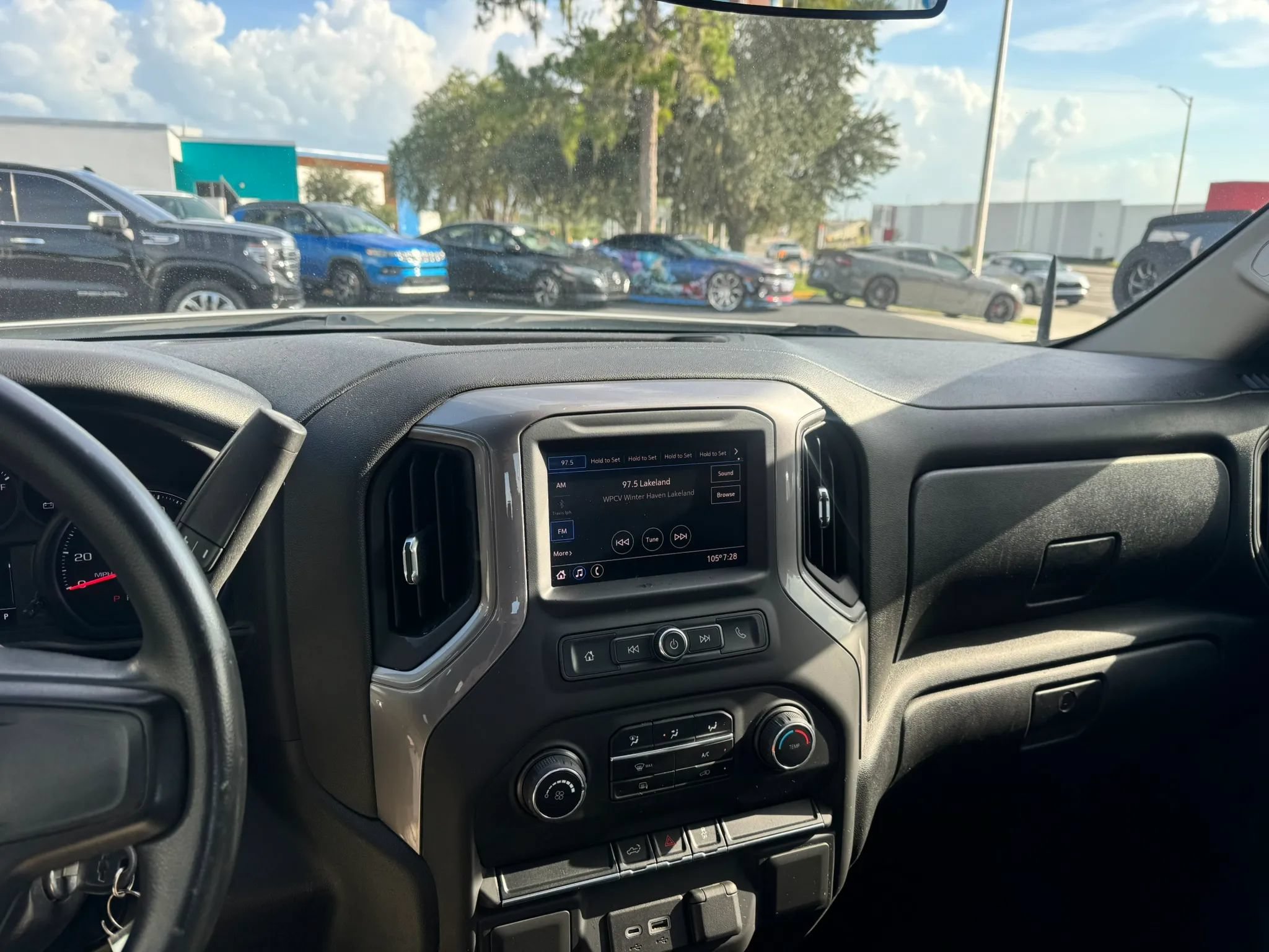 Used 2021 Chevrolet Silverado 1500 W/T w/ WT Fleet Convenience Package AWD/4WD image 7