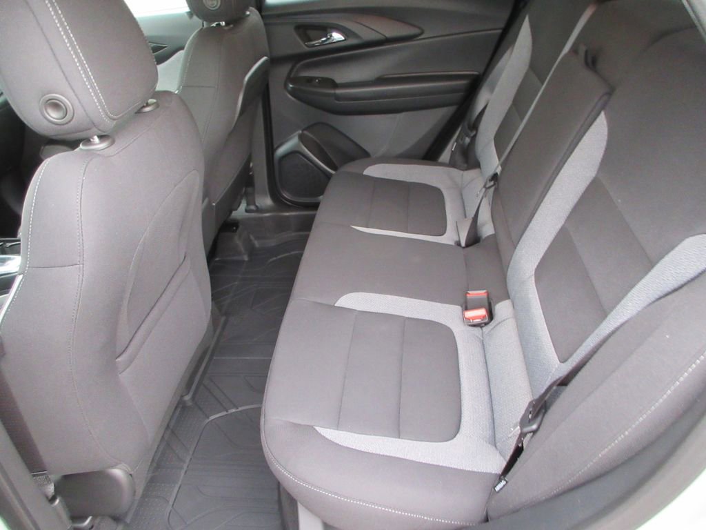 New 2026 Chevrolet TrailBlazer LT w/ Convenience Package FWD image 13