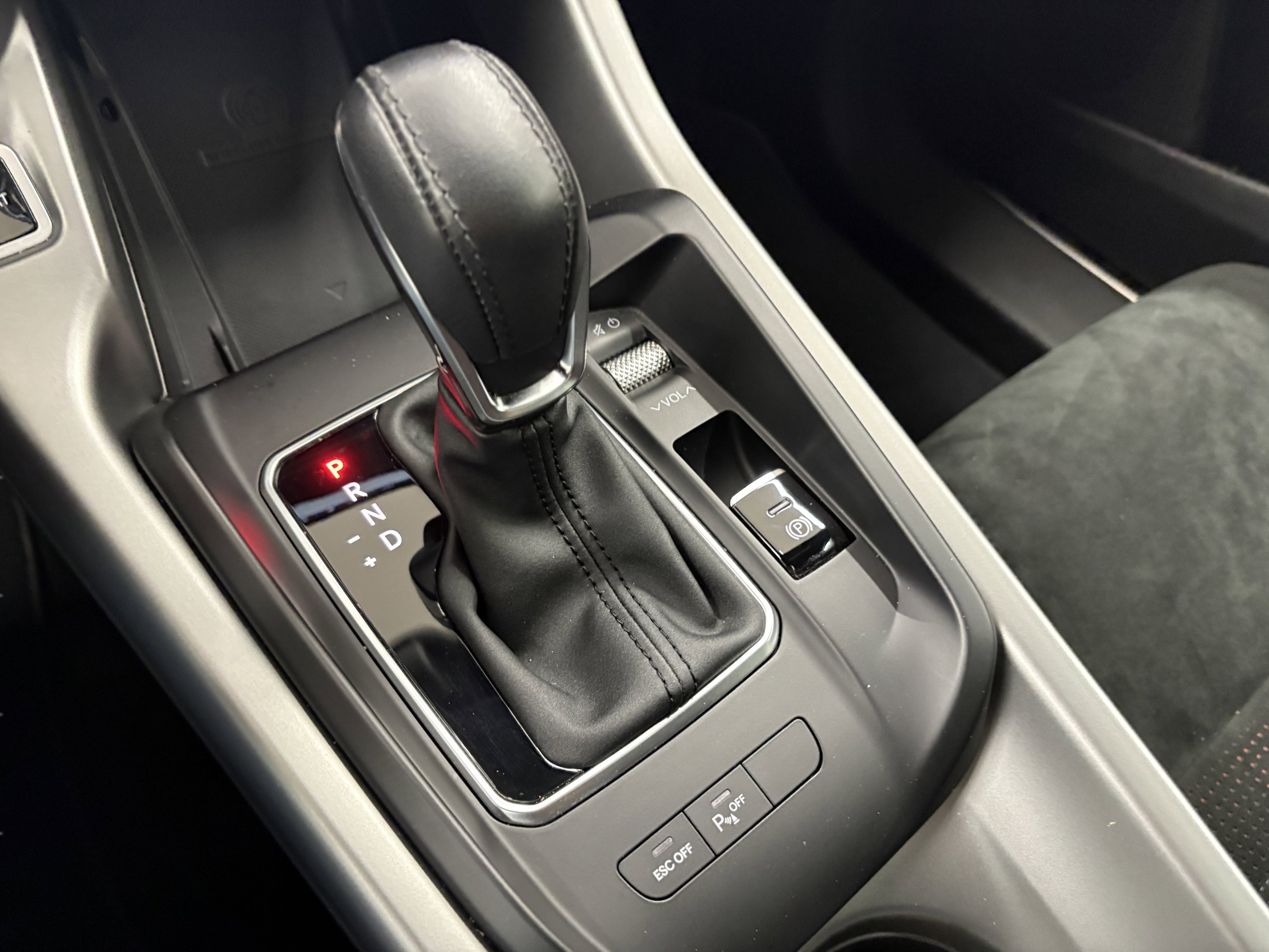 Used 2024 Dodge Hornet R/T Plus image 19