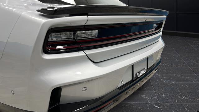 Used 2025 Dodge Charger R/T Scat Pack w/ Track Pack image 35