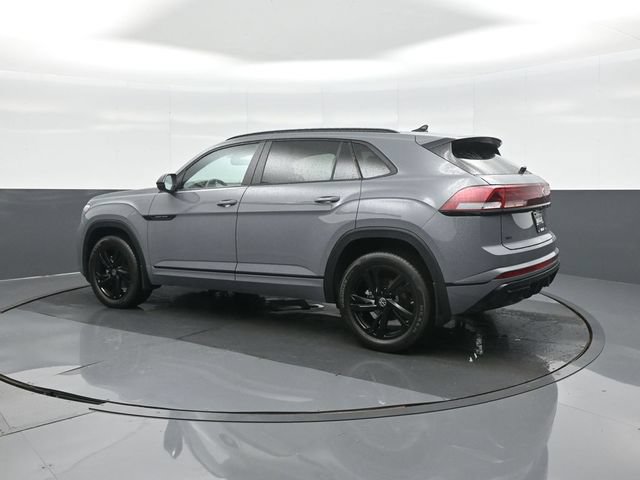 Used 2026 Volkswagen Atlas Cross Sport SEL R-Line AWD/4WD image 5