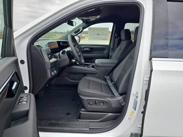 New 2026 Chevrolet Suburban LS RWD image 19