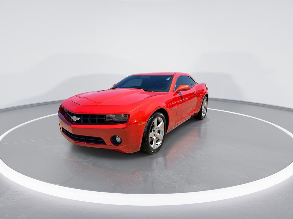 Used 2010 Chevrolet Camaro LT RWD image 4