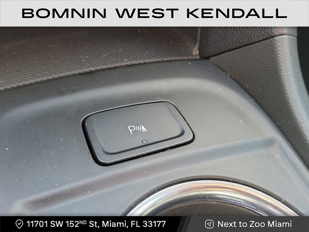 Used 2023 Chevrolet Equinox LT image 21