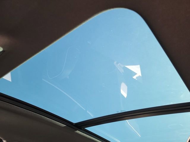 New 2026 Volkswagen Atlas Cross Sport SEL Premium R-Line image 28