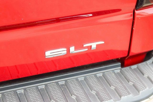 Used 2024 GMC Sierra 1500 SLT w/ SLT Premium Package image 9