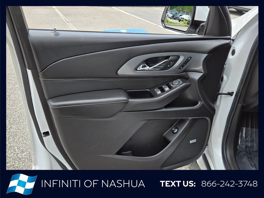 Used 2018 Chevrolet Traverse Premier AWD/4WD image 8