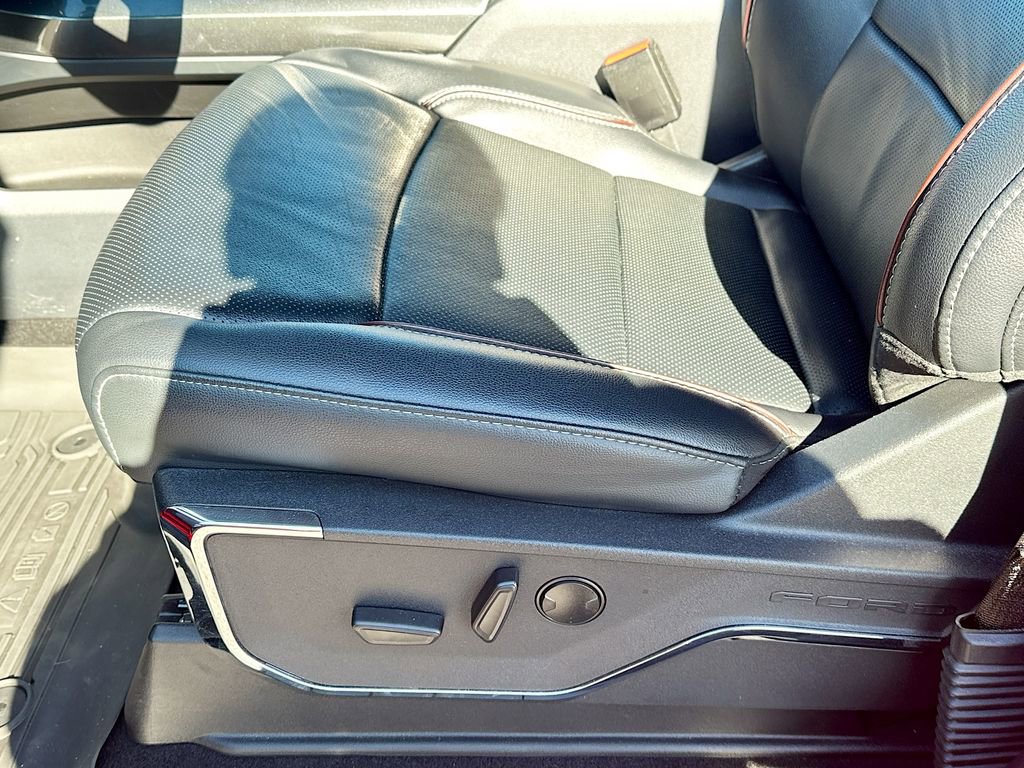 Used 2023 Ford F150 Lariat image 9