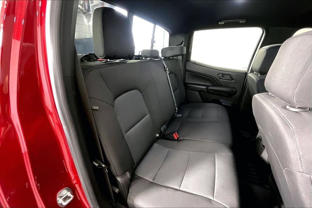 Used 2023 Chevrolet Colorado Trail Boss w/ Technology Package AWD/4WD image 32