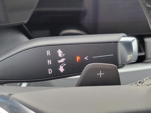 New 2026 Chevrolet Equinox LT w/ Convenience Package II image 15