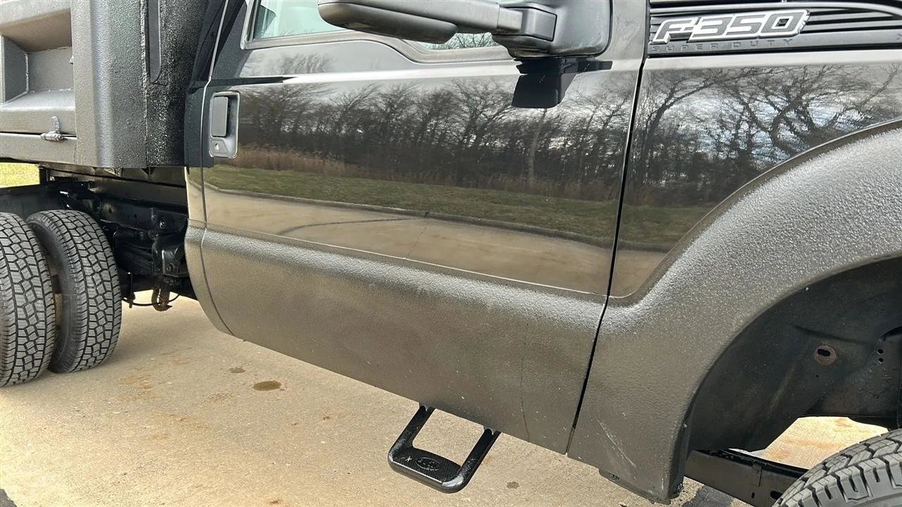 Used 2015 Ford F350 XL w/ Snow Plow Prep Package image 5