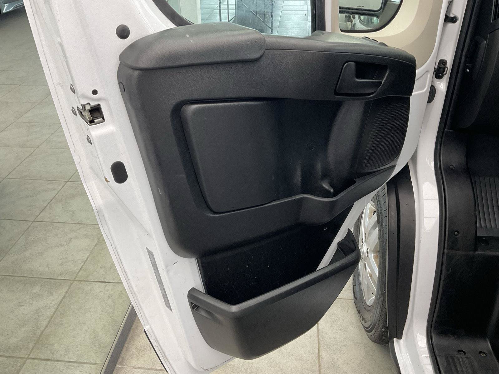 Used 2021 RAM ProMaster 1500 w/ Convenience Group FWD image 9