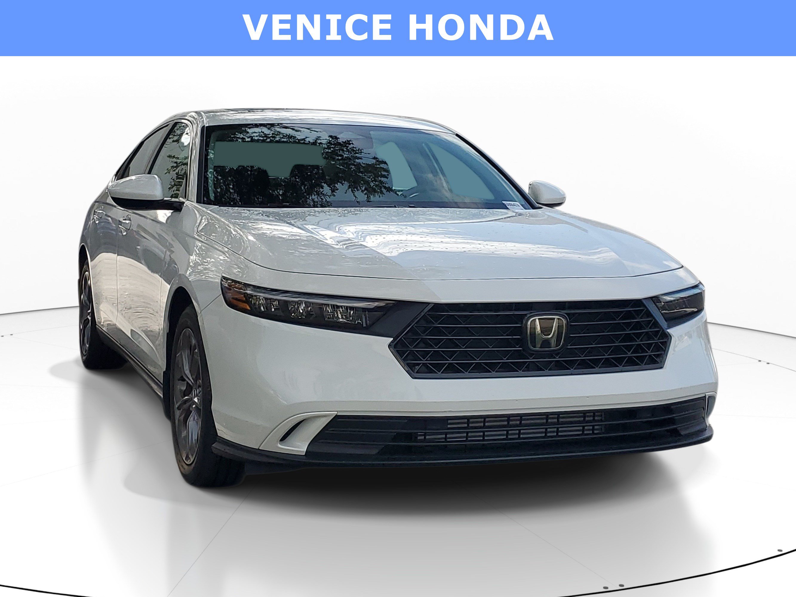 Used 2024 Honda Accord EX image 1