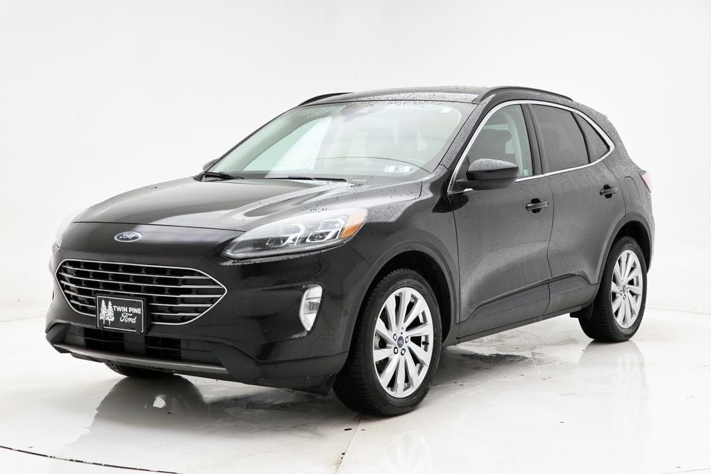 Used 2022 Ford Escape Titanium w/ Titanium Elite Package AWD/4WD image 2