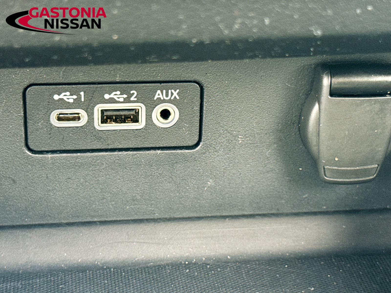 Used 2025 Nissan Altima 2.5 SV FWD image 26