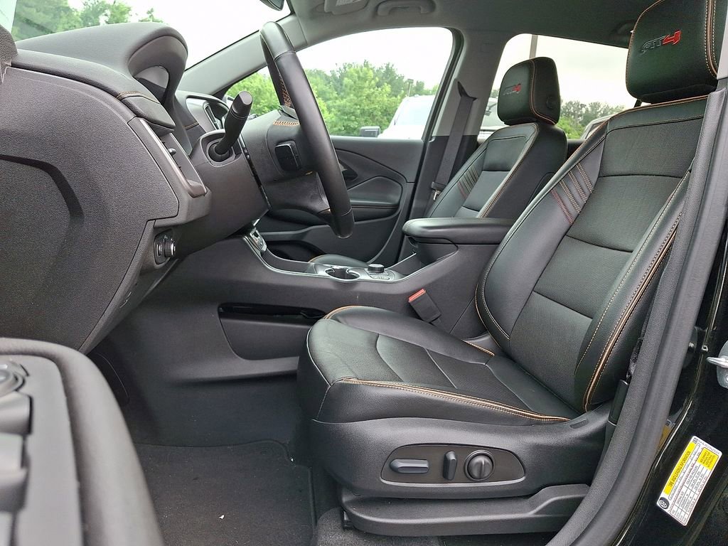 Certified 2023 GMC Terrain AT4 AWD/4WD image 8